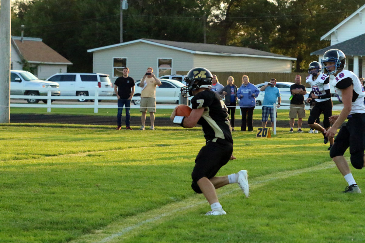 McCool FB vs HLHF (18).jpg